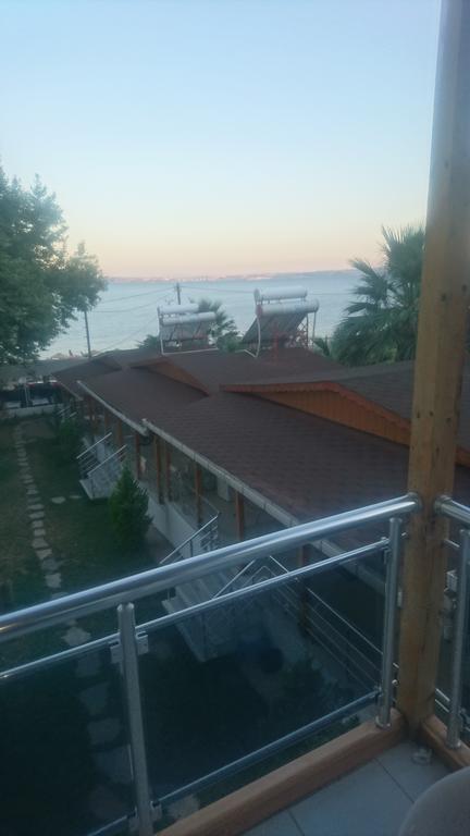 Erkin Apart Hotel Karsiyaka  ภายนอก รูปภาพ