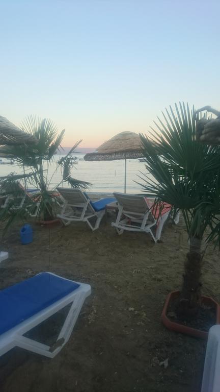 Erkin Apart Hotel Karsiyaka  ภายนอก รูปภาพ