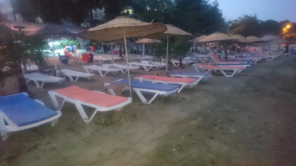 Erkin Apart Hotel Karsiyaka  ภายนอก รูปภาพ