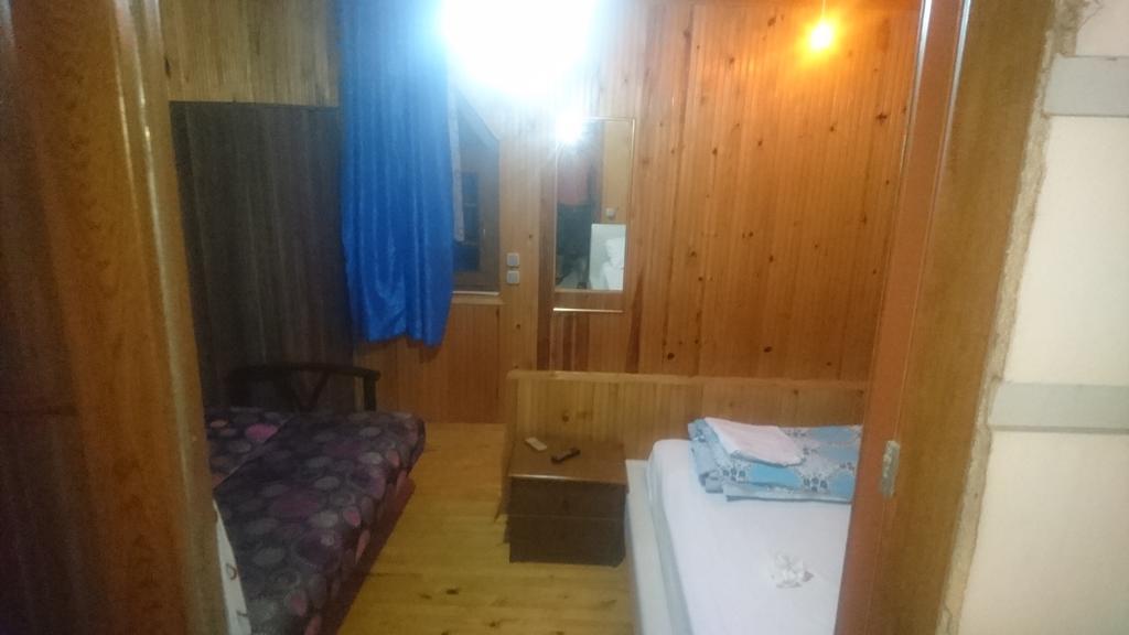 Erkin Apart Hotel Karsiyaka  ภายนอก รูปภาพ